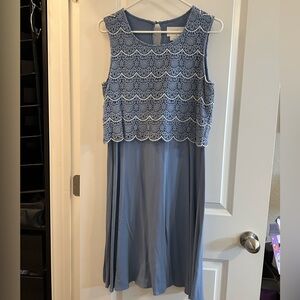 Luxe by Seraphine Blue Garment